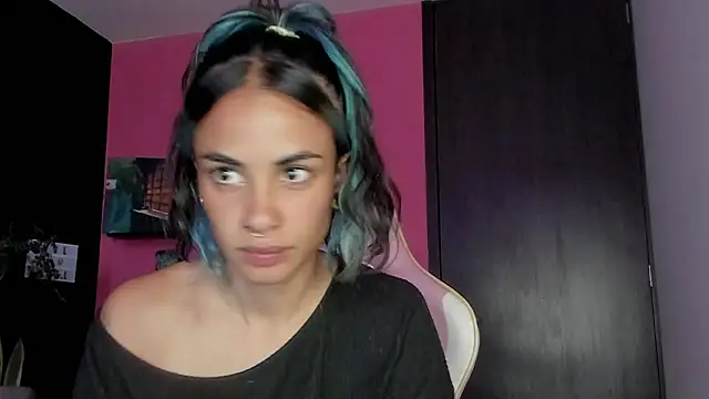 azula lillet online show from February 7, 11:02 pm