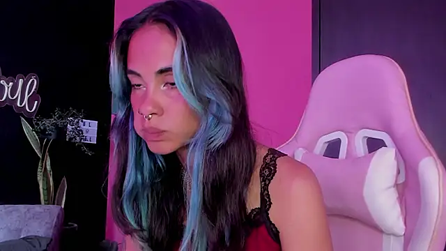 azula lillet online show from February 10, 3:22 pm