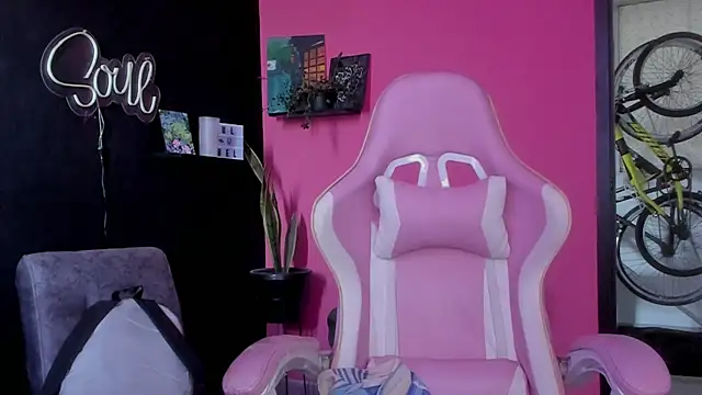 azula lillet online show from April 2, 8:26 pm