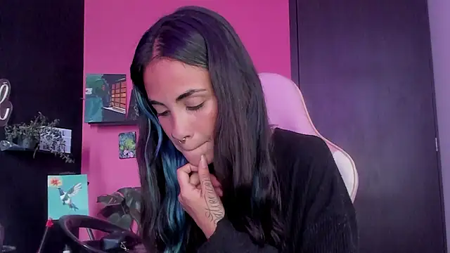 azula lillet online show from March 3, 9:11 pm