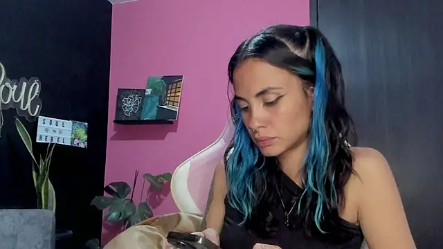 azula lillet online show from May 6, 1:31 am
