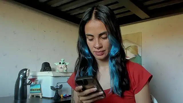 Snapshot of azula_lillet chatting on June 15, 4:39 pm azula lillet online show from June 15, 4:39 pm