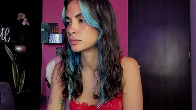 azula lillet online show from January 12, 10:25 pm