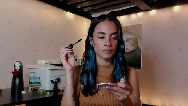 Snapshot of azula_lillet chatting on June 20, 1:38 pm azula lillet online show from June 20, 1:38 pm