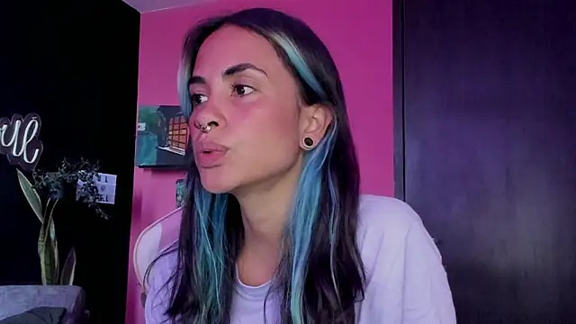 azula lillet online show from February 9, 9:02 pm