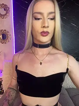 Alana Stone online show from July 4, 8:13 pm