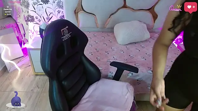 TATTI TAY online show from February 24, 7:26 pm