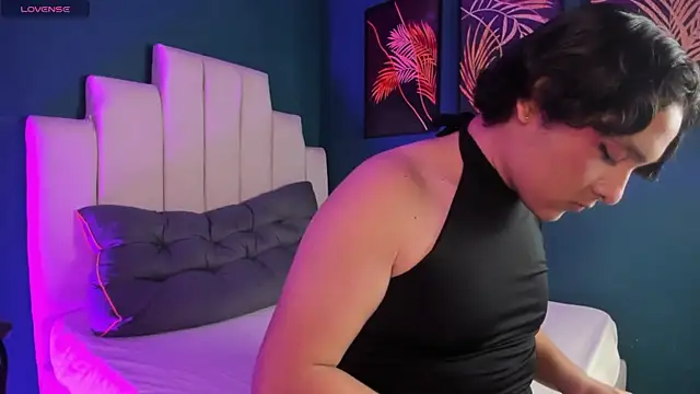 Nicki Ripperton online show from March 24, 3:39 am