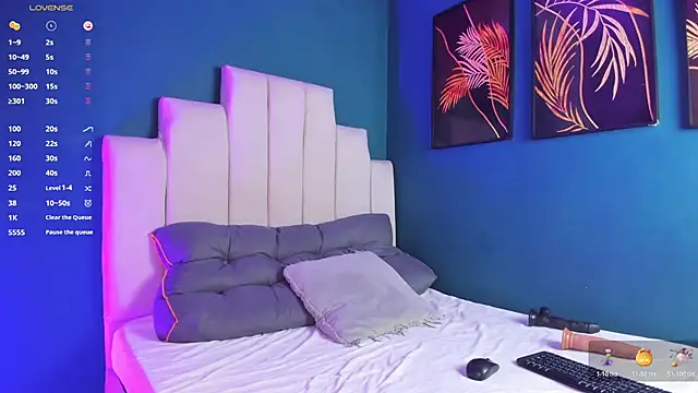 Nicki Ripperton online show from April 5, 3:57 am