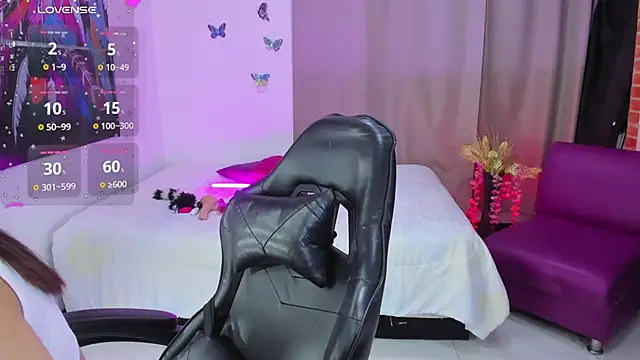 lune rose online show from February 26, 1:16 am