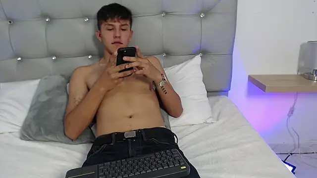 johnny blake  online show from January 10, 5:19 pm