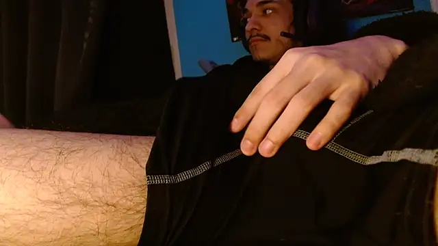 AnonymousTwinkie online show from January 10, 8:31 am