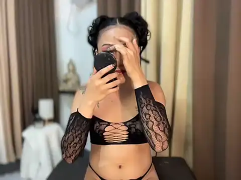 savanna pleasure online show from April 1, 12:35 am