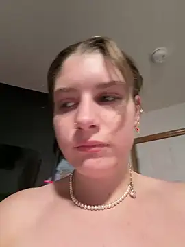 SassynNatty online show from February 14, 1:17 am