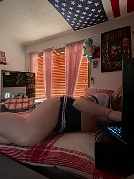 SassynNatty online show from March 4, 6:04 pm