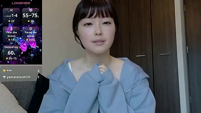 Snapshot of isshiki00 chatting on April 4, 12:06 am isshiki00 online show from April 4, 12:06 am