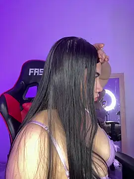 abby gonzales online show from March 12, 6:28 am