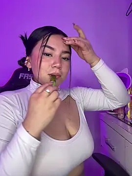 abby gonzales online show from May 2, 7:35 am