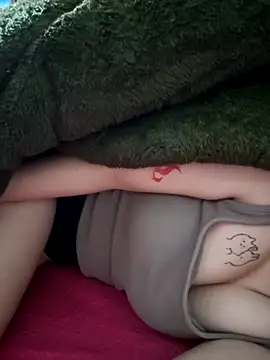 -LunaLust online show from March 30, 1:07 am