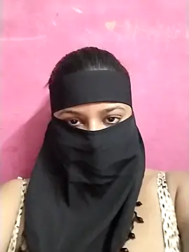 Snapshot of pinkisaha75 chatting on June 26, 2:45 pm pinkisaha75 online show from June 26, 2:45 pm
