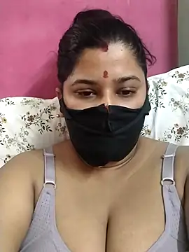 pinkisaha75 online show from April 3, 1:23 am