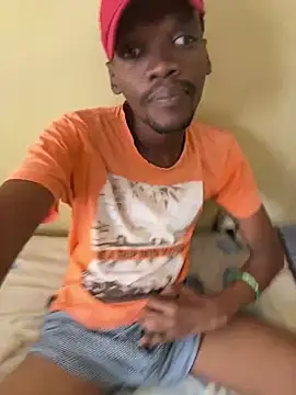 BigAndBeaut online show from March 12, 11:36 am