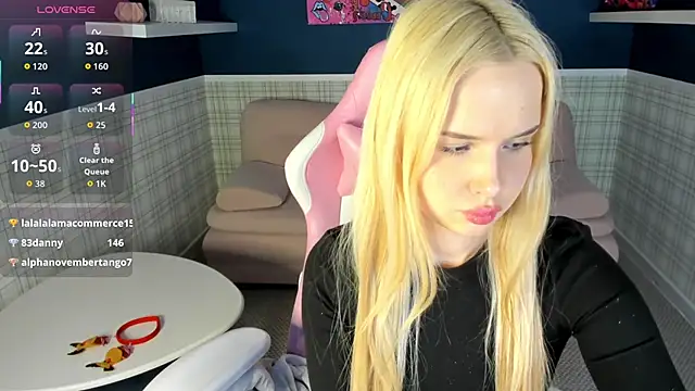 NicoletaCooper online show from January 18, 1:47 pm