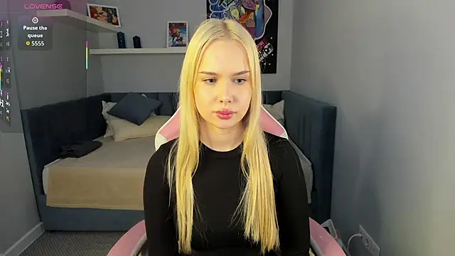 NicoletaCooper online show from January 14, 11:58 am