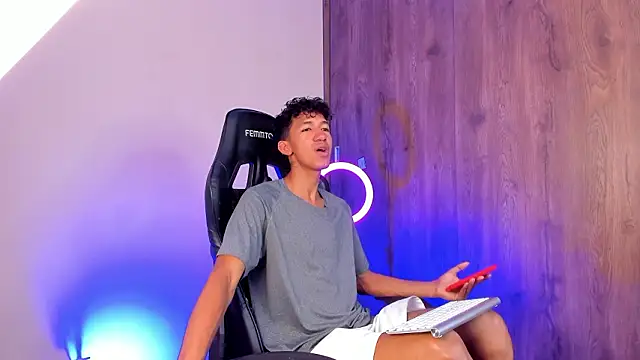 neitan miller  online show from February 24, 4:19 pm