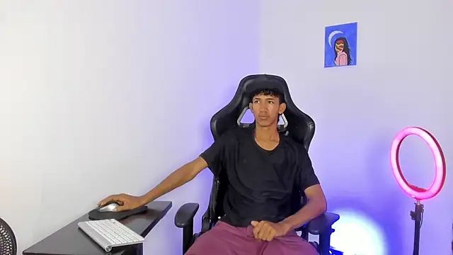 neitan miller  online show from May 28, 2:23 pm
