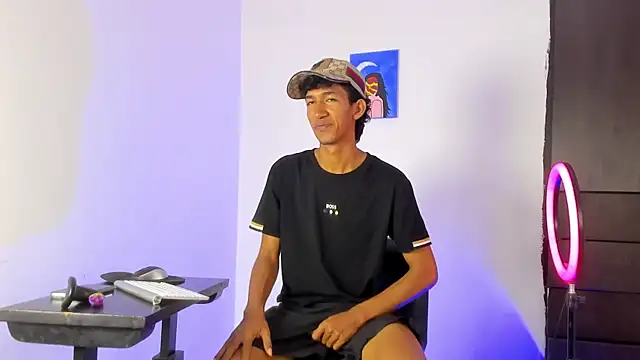neitan miller  online show from June 14, 4:52 pm