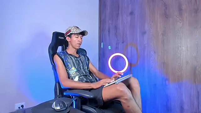 neitan miller  online show from February 18, 11:50 am