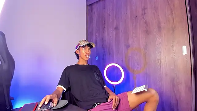 neitan miller  online show from March 5, 5:59 am