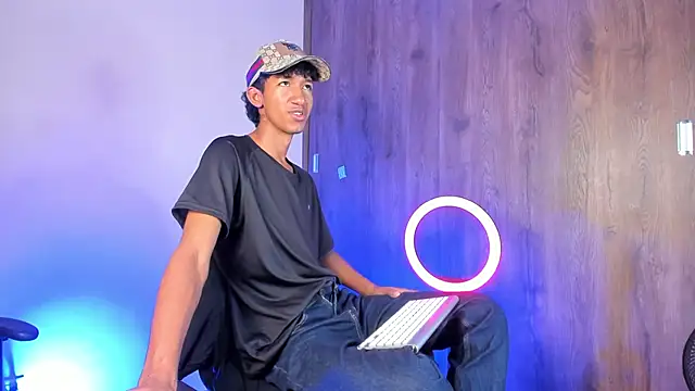 neitan miller  online show from February 19, 1:19 pm