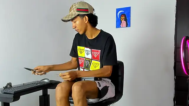 neitan miller  online show from July 1, 12:38 pm