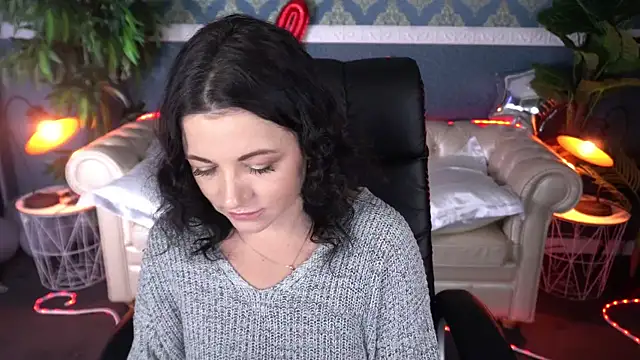 Dafni Monn online show from February 23, 6:36 am