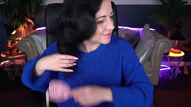 Dafni Monn online show from April 15, 5:46 am