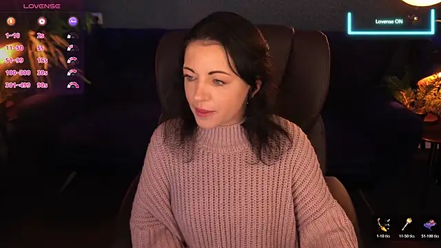 Snapshot of Dafni_Monn chatting on November 7, 6:51 am Dafni Monn online show from November 7, 6:51 am