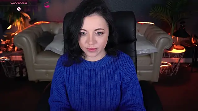 Dafni Monn online show from April 28, 5:45 am