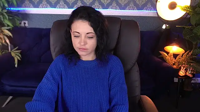 Snapshot of Dafni_Monn chatting on November 20, 6:36 am Dafni Monn online show from November 20, 6:36 am