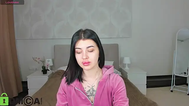 Karolina Kar online show from February 6, 7:37 am