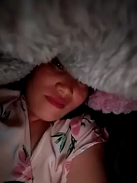 yu--yo online show from April 2, 2:35 pm