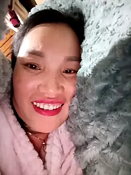 yu--yo online show from February 4, 1:50 pm