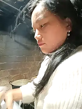 yu--yo online show from February 12, 12:10 am