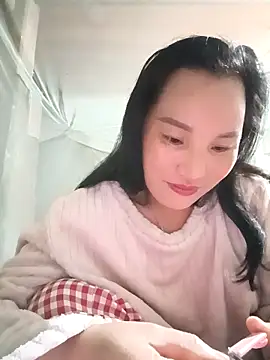 yu--yo online show from April 30, 1:18 pm