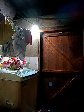 yu--yo online show from April 12, 4:10 pm