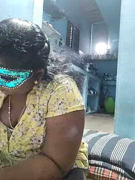 Snapshot of divyasree1431 chatting on February 17, 9:28 am divyasree1431 online show from February 17, 9:28 am