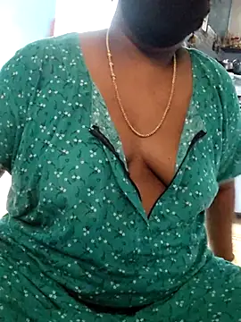 divyasree1431 online show from May 15, 7:28 am