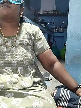 divyasree1431 online show from March 16, 1:37 pm