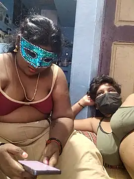 Snapshot of divyasree1431 chatting on February 6, 5:53 pm divyasree1431 online show from February 6, 5:53 pm